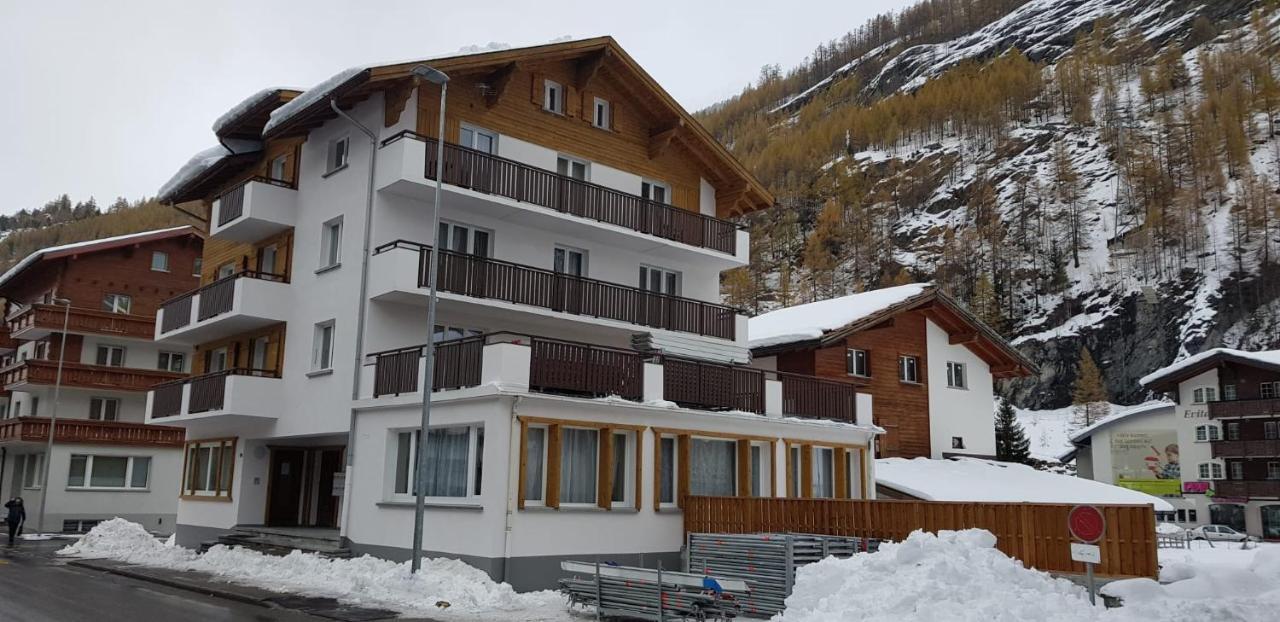 Apartamento Haus Astoria Saas-Grund Exterior foto