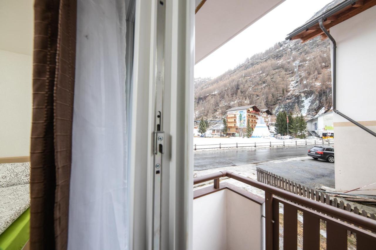 Apartamento Haus Astoria Saas-Grund Exterior foto